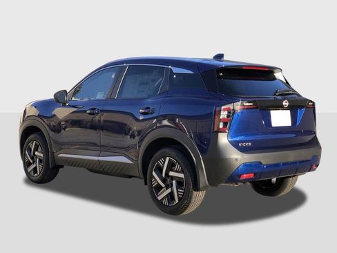New 2026 Nissan Kicks SV FWD image 2