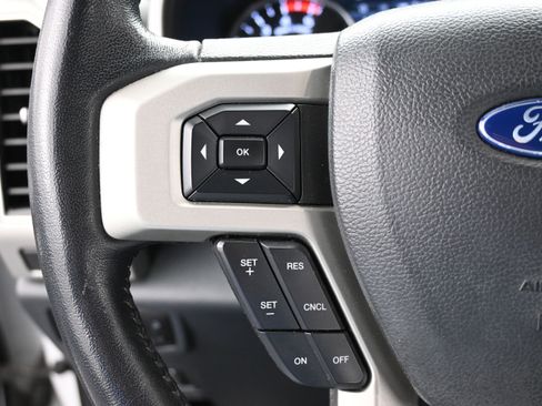 Used 2022 Ford F250 Lariat w/ Lariat Ultimate Package AWD/4WD image 14