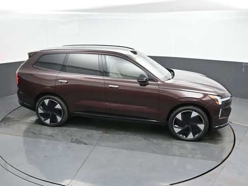 New 2025 Volvo EX90 Ultra AWD/4WD image 33