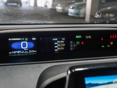 Used 2022 Toyota Prius Prime Limited FWD image 25