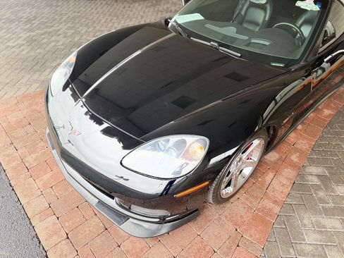 Used 2007 Chevrolet Corvette Coupe w/ Preferred Equipment Group image 20