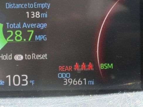 Used 2025 Toyota RAV4 XLE FWD image 16