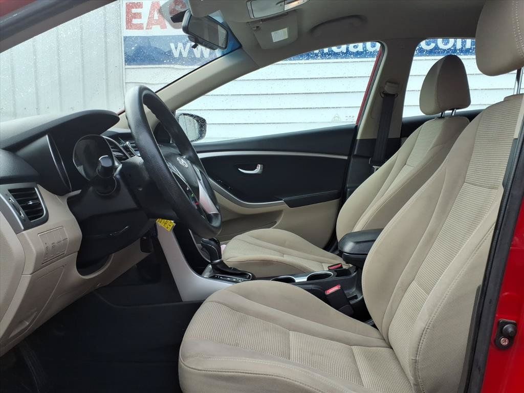Used 2013 Hyundai Elantra GT FWD image 8
