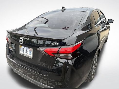 Used 2020 Nissan Versa SR w/ Convenience Package FWD image 3