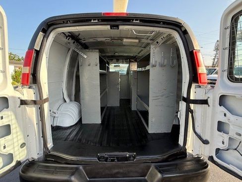 Used 2013 Chevrolet Express 2500 image 14