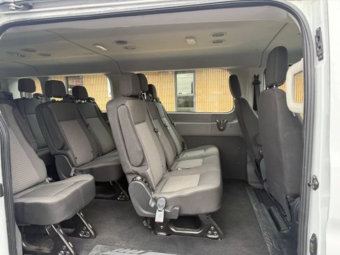 Used 2023 Ford Transit 350 XLT RWD image 19