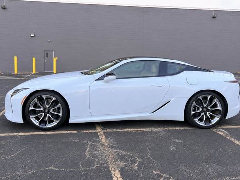 Used 2021 Lexus LC 500 Coupe w/ Performance Package RWD image 4