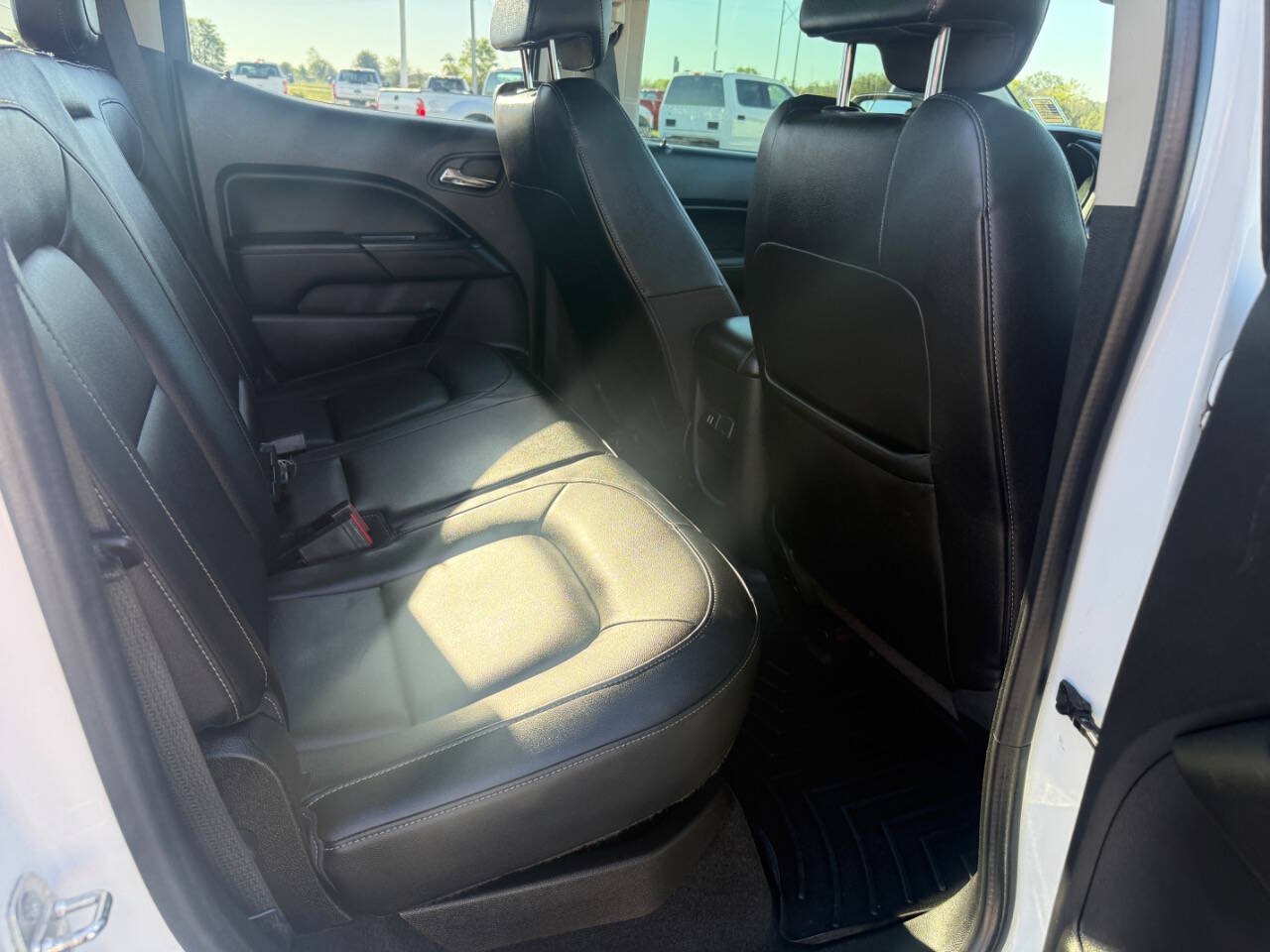 Used 2015 GMC Canyon SLT AWD/4WD image 31