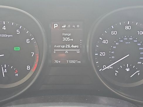 Used 2018 Hyundai Santa Fe Sport image 15