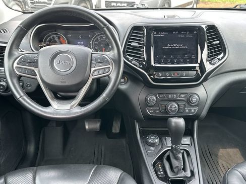 Certified 2019 Jeep Cherokee Limited w/ Luxury Group AWD/4WD image 10