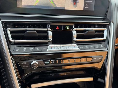 Used 2022 BMW M850i xDrive Convertible image 29