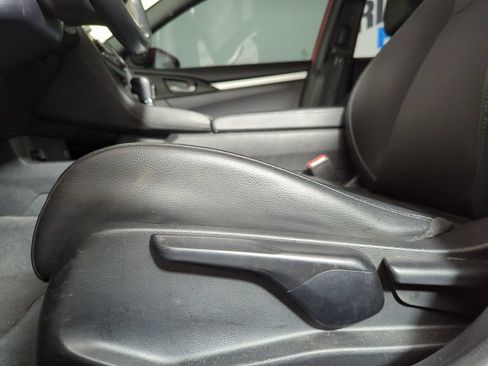 Used 2021 Honda Civic Sport image 25