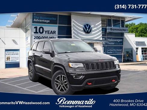 Used 2019 Jeep Grand Cherokee Trailhawk w/ Trailhawk Luxury Group AWD/4WD image 1