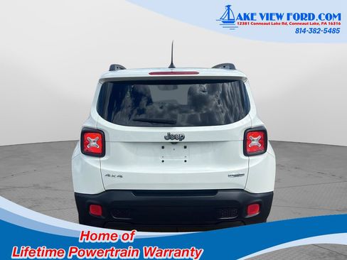 Used 2017 Jeep Renegade Latitude w/ Popular Equipment Group AWD/4WD image 7