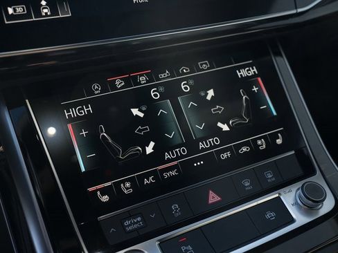 Used 2019 Audi Q8 Premium Plus w/ Premium Plus image 26