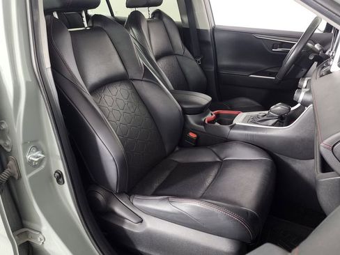 Used 2020 Toyota RAV4 TRD Off-Road image 34