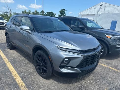 Used 2024 Chevrolet Blazer RS w/ Enhanced Convenience Package FWD image 5
