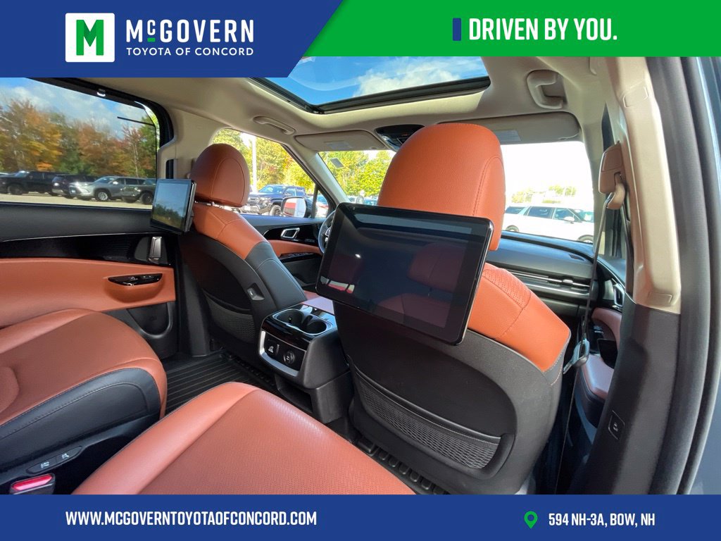 Used 2022 Kia Carnival SX Prestige FWD image 26