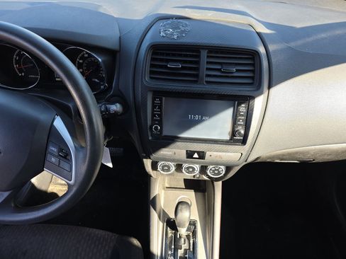 Used 2019 Mitsubishi Outlander Sport LE image 17