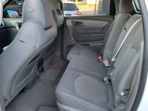 Used 2017 Chevrolet Traverse LS image 12