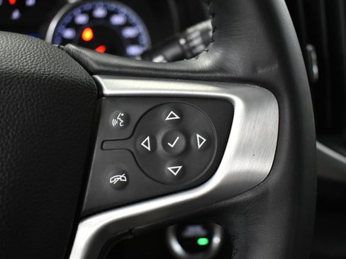Used 2021 GMC Terrain SLE w/ Driver Convenience Package FWD image 9