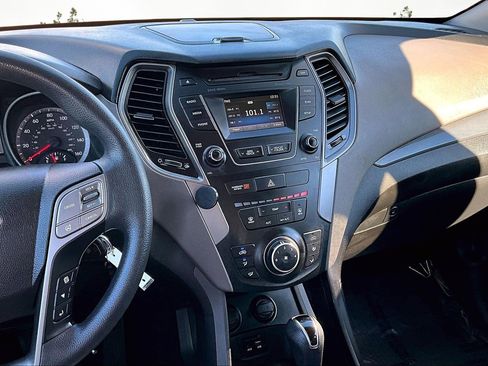 Used 2016 Hyundai Santa Fe AWD w/ Option Group 02 image 6