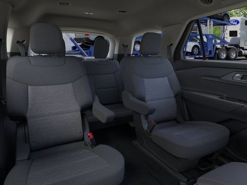 New 2026 Ford Explorer Active RWD image 11