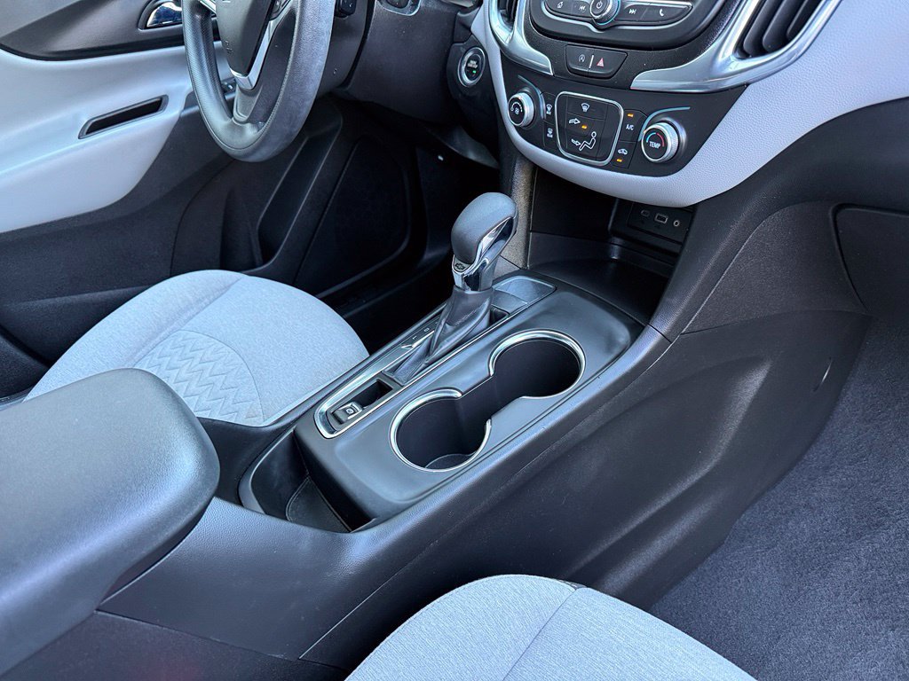 Used 2022 Chevrolet Equinox LT FWD image 38