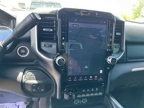 Used 2025 RAM 2500 Big Horn image 10