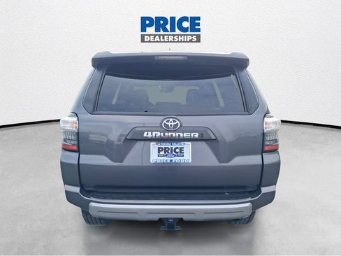 Used 2021 Toyota 4Runner TRD Off-Road Premium w/ Moonroof Package AWD/4WD image 7