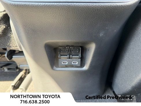 Used 2024 Toyota RAV4 Adventure image 15