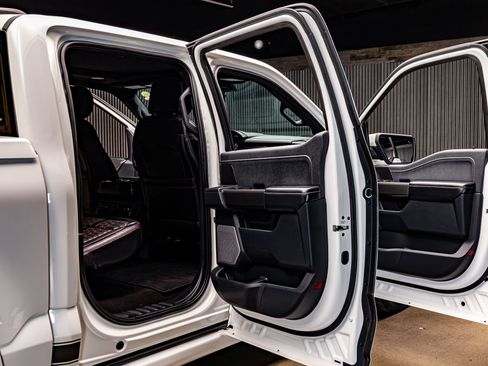 Used 2022 Ford F150 Lariat w/ Equipment Group 502A High image 26