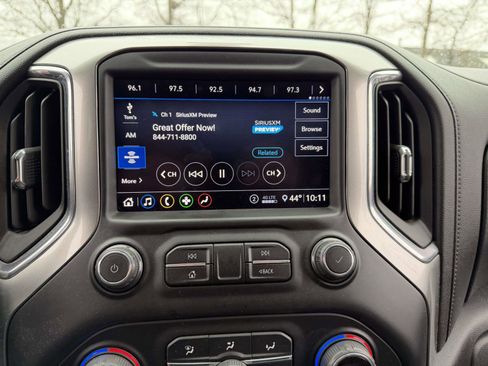 Used 2020 Chevrolet Silverado 1500 LT Trail Boss image 22