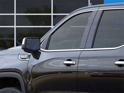 New 2026 GMC Sierra 1500 SLT w/ SLT Premium Package image 12