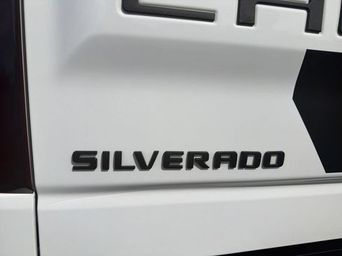 Used 2019 Chevrolet Silverado 1500 Custom Trail Boss image 10