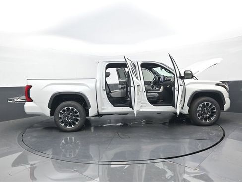 New 2026 Toyota Tundra Limited image 31