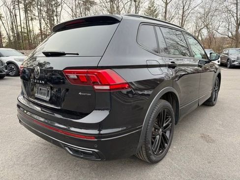 Used 2022 Volkswagen Tiguan SE R-Line image 5