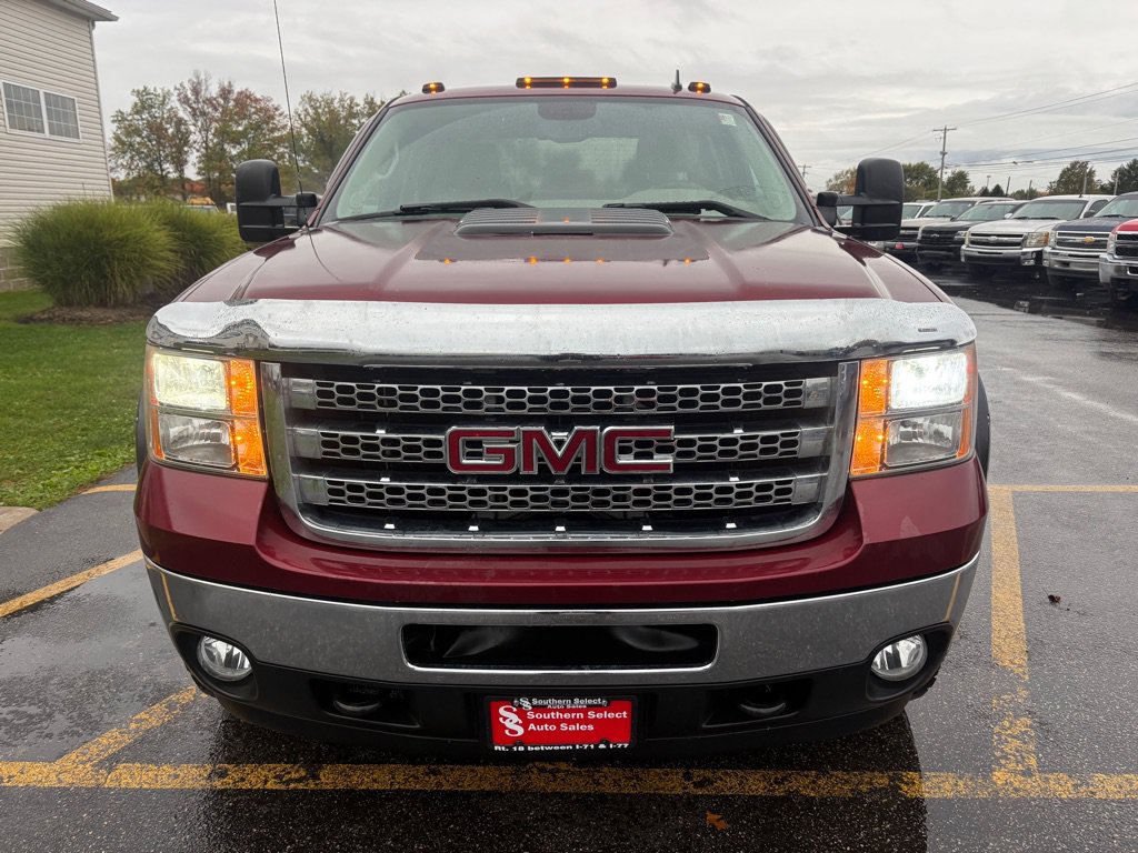 Used 2013 GMC Sierra 2500 SLE w/ SLE Preferred Package AWD/4WD image 3