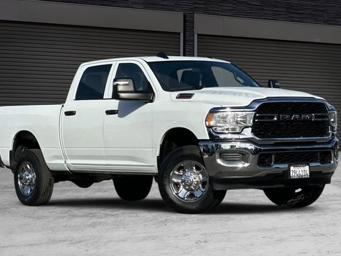 Used 2024 RAM 2500 Tradesman w/ Chrome Appearance Group image 2