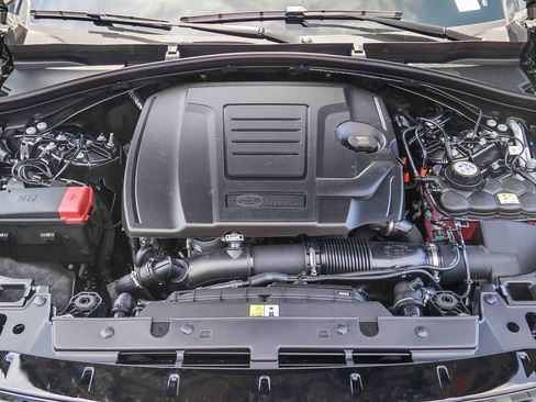 New 2026 Land Rover Range Rover Velar Dynamic SE AWD/4WD image 29
