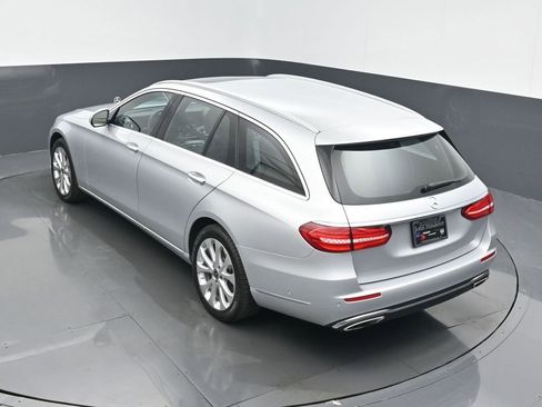 Used 2020 Mercedes-Benz E 450 4MATIC Wagon w/ Premium Package image 46