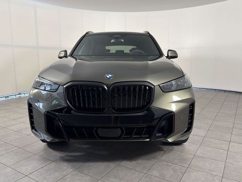 New 2026 BMW X5 xDrive40i w/ M Sport Package AWD/4WD image 6