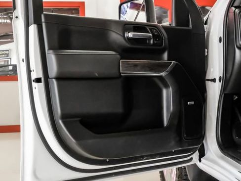 Used 2022 Chevrolet Silverado 2500 LTZ w/ LTZ Plus Package image 45