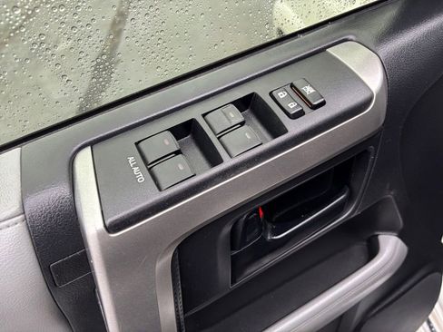 Used 2013 Toyota 4Runner 2WD image 16