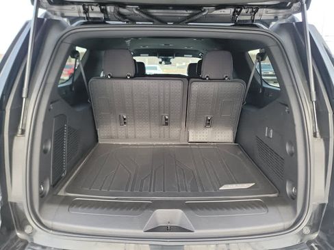 Certified 2026 Chevrolet Suburban LS image 13