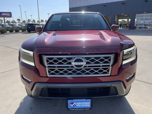 Certified 2024 Nissan Frontier SL image 6