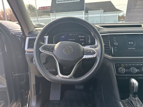 Certified 2022 Volkswagen Atlas SE image 17