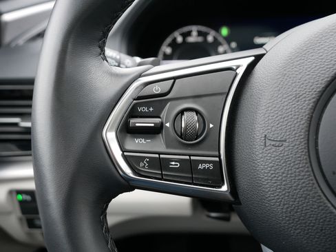 Certified 2025 Acura RDX SH-AWD w/ Technology Package image 31