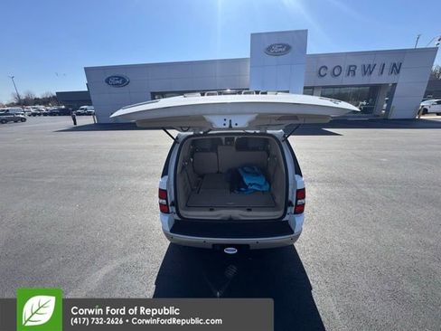 Used 2006 Ford Explorer Eddie Bauer image 16