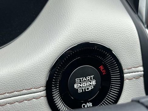 New 2026 Jeep Compass Limited image 30